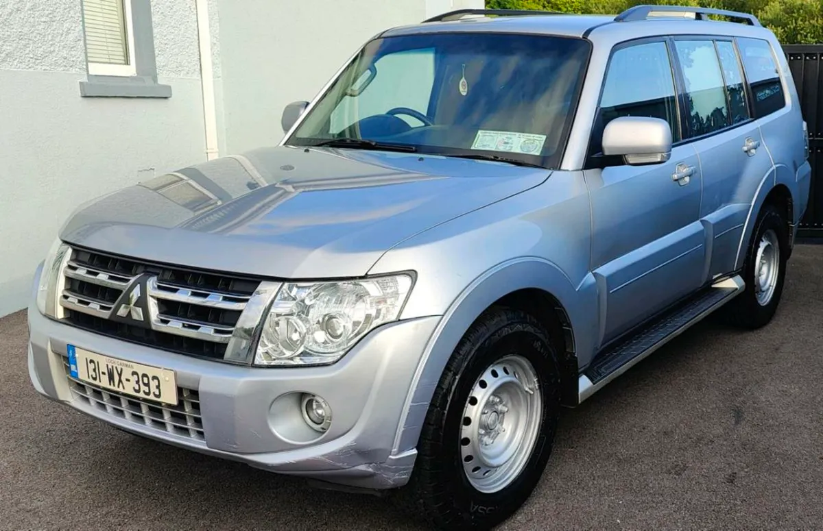 131 Mitsubishi Pajero 3.2 LWB CVRT 03/26 - Image 3