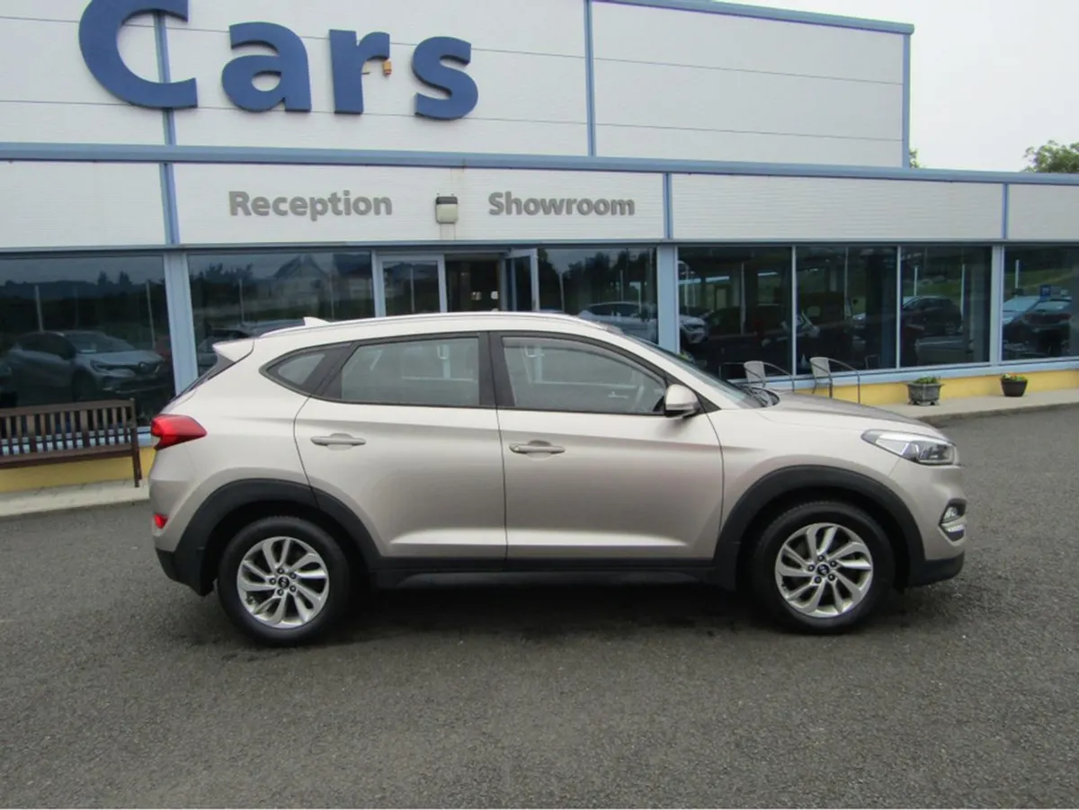 Hyundai Tucson 1.7 Crdi SE NAV Bl/dr 5 5DR - Image 4