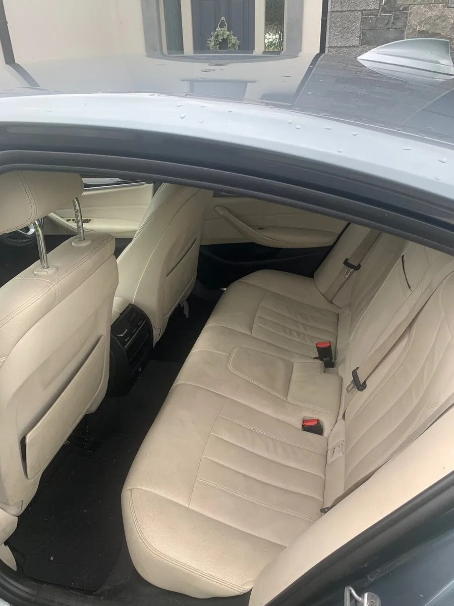 BMW 5-Series 2019 - Image 4