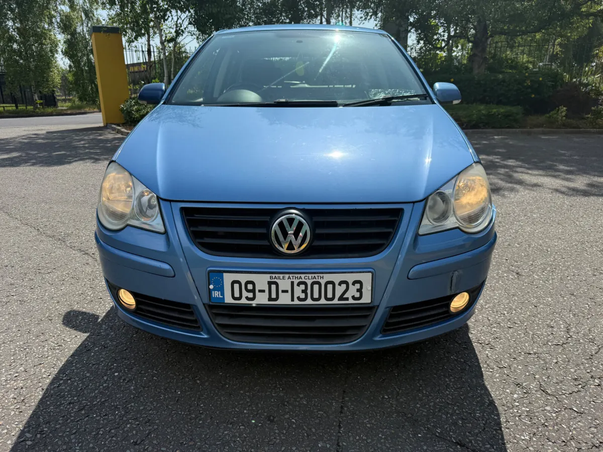 Volkswagen Polo 2009 - Image 2