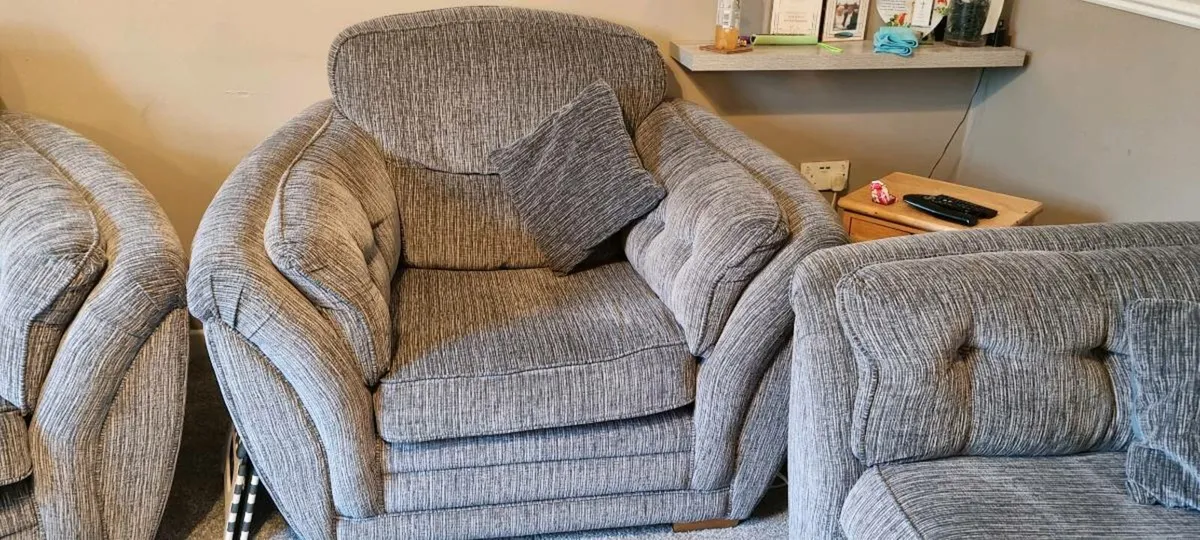 Sofa 2+1+1 - Image 3