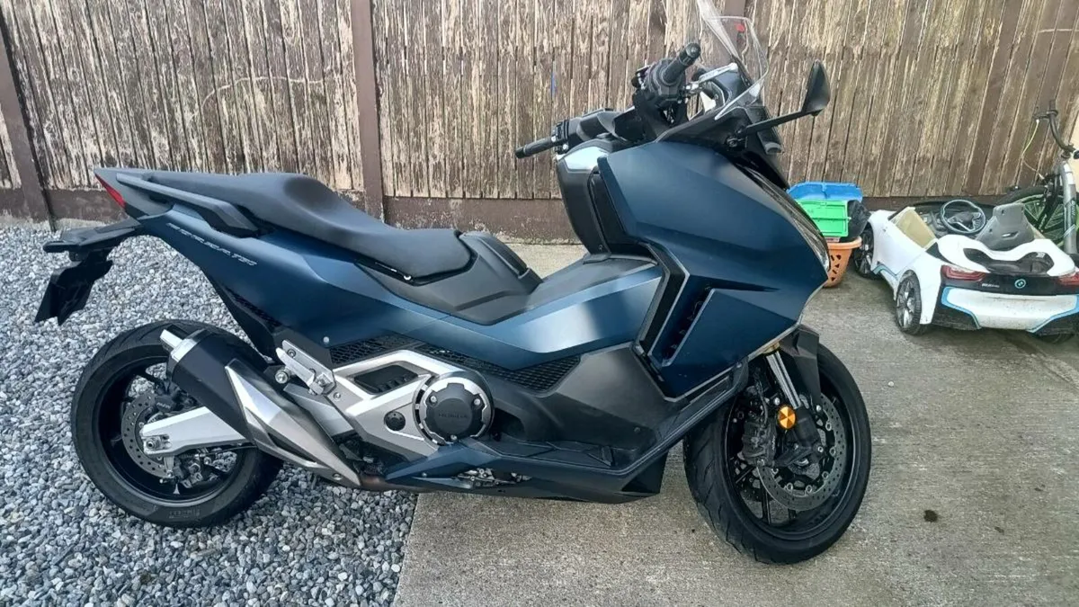 Honda NSS 750 Forza - Image 2