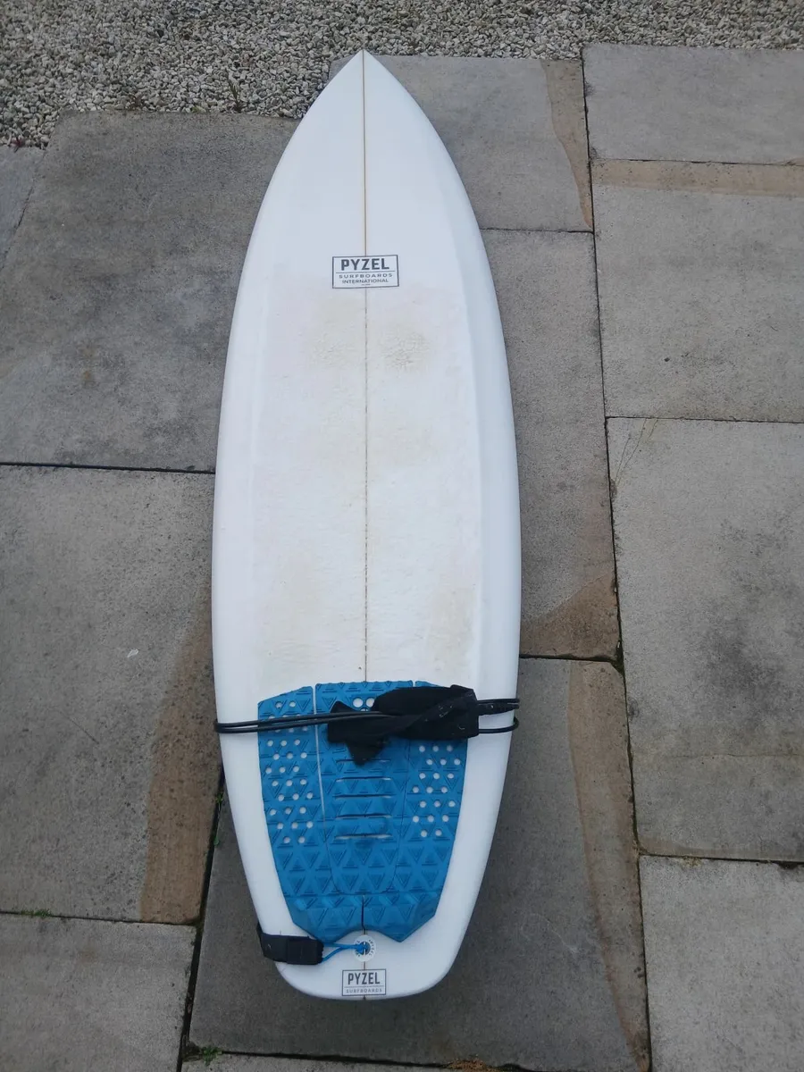 Pyzel Precious Surfboard - 6"2 - Image 2