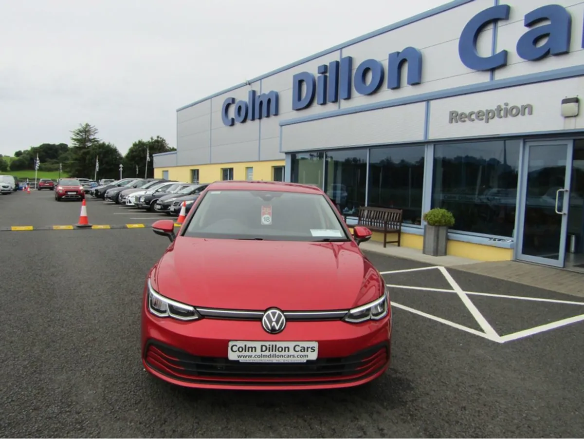 Volkswagen Golf 1.0 TSI Mhev 110HP 5DR Automatic - Image 4