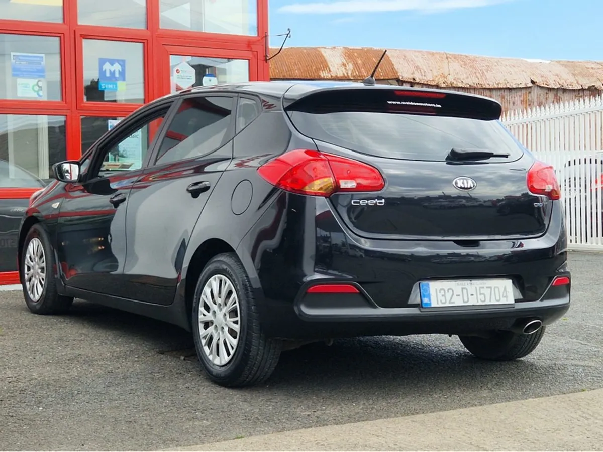 Kia Ceed Cee d 1.4 Crdi 1 5DR 1.6 2 NAV 114BHP - Image 2