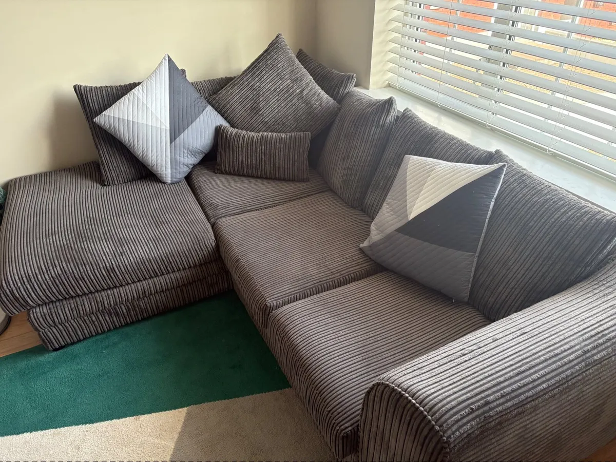 Grey corner Sofa - Image 2