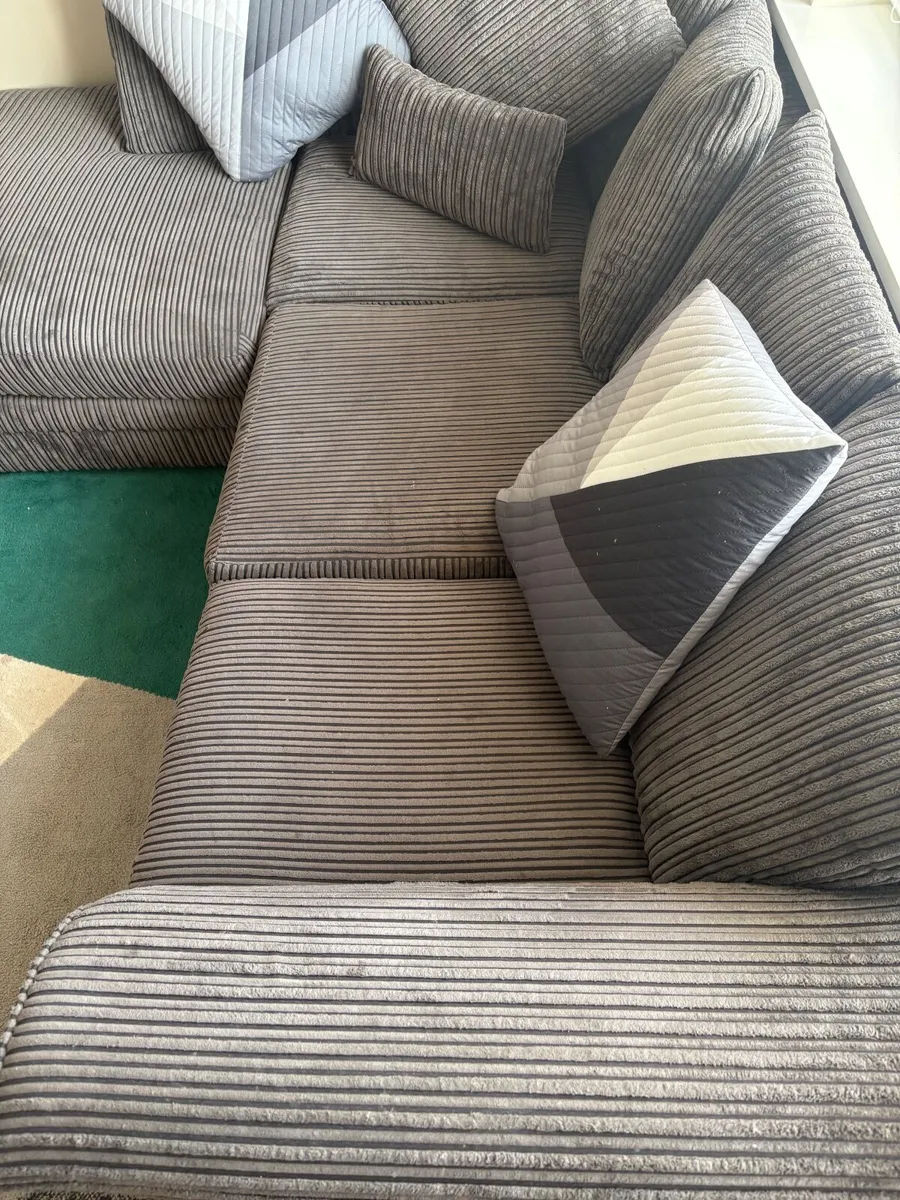 Grey corner Sofa - Image 4