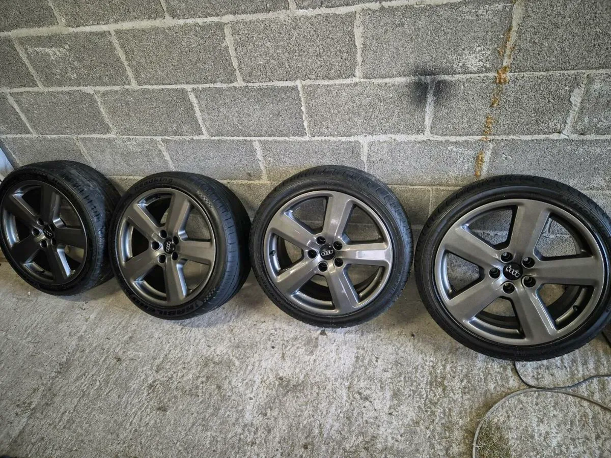 Audi RS6 alloys - Image 1