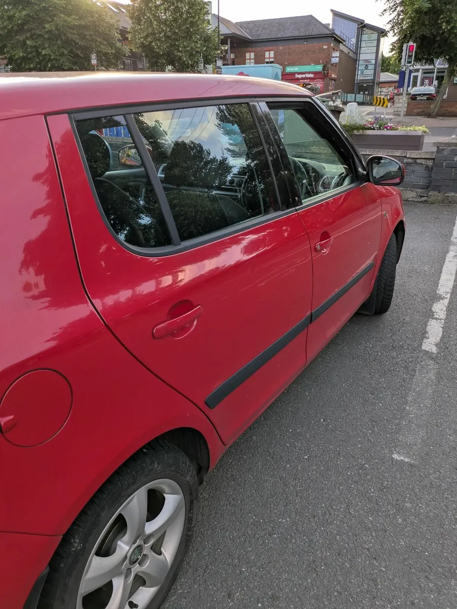 Skoda Fabia 2007 - Image 2