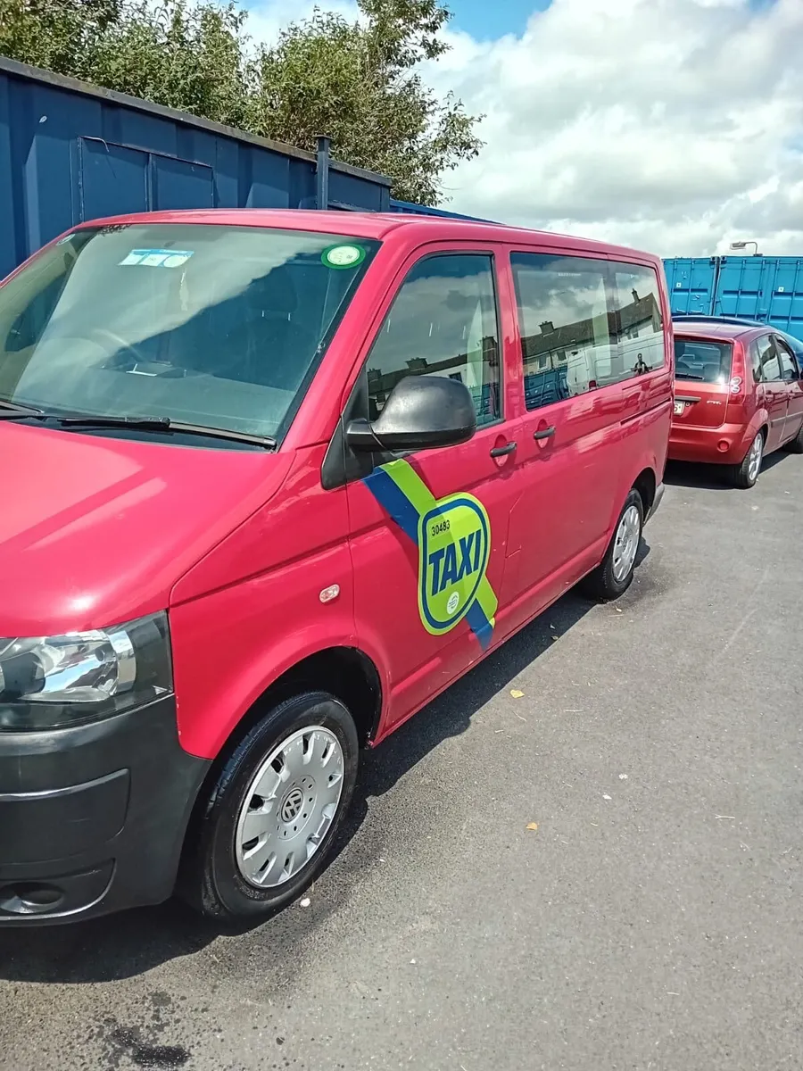 Volkswagen Shuttle 2014 - Image 2