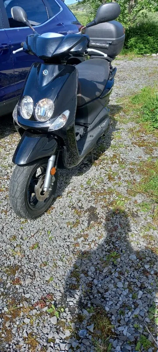 Moped - Image 3
