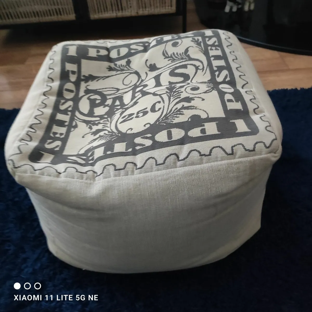 Pouffe - Image 2