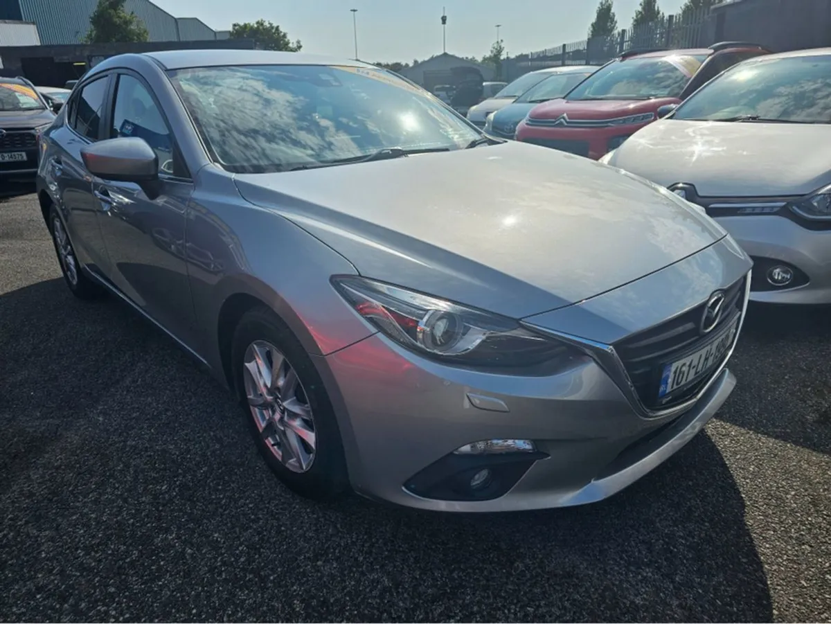 Mazda 3 2.2 D 150PS Executive SE 4DR - Image 2