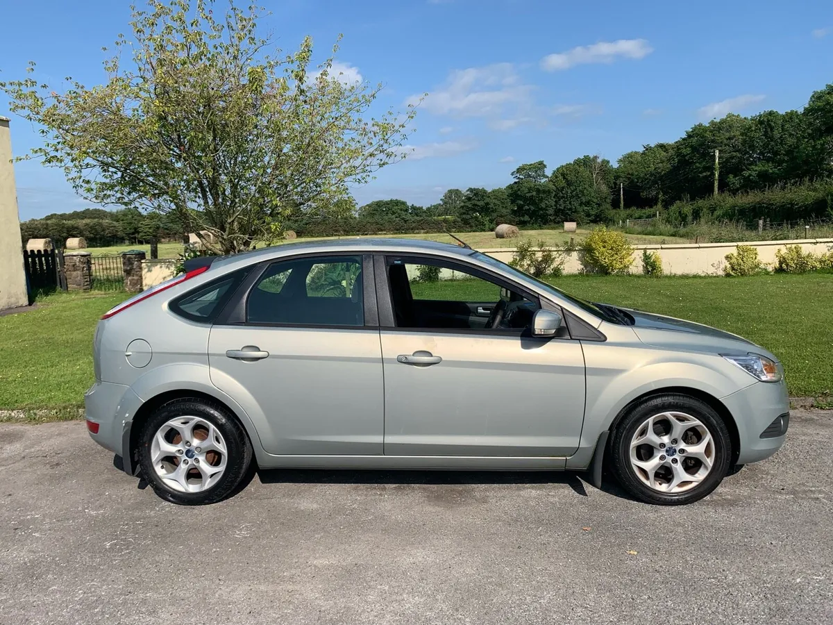 Ford focus *One owner From New* - Image 3