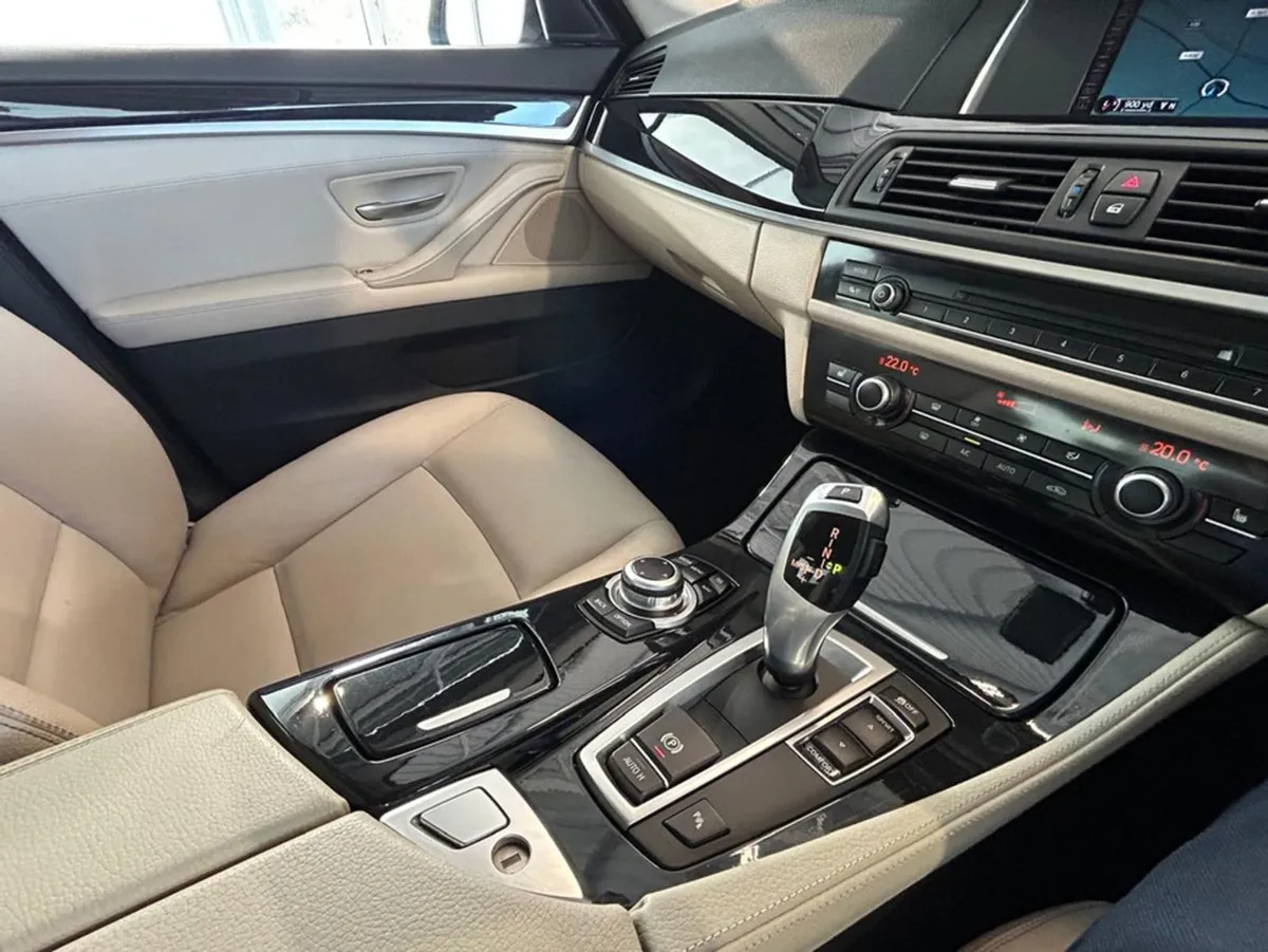 BMW 5 Series 520D SE Auto - Image 4