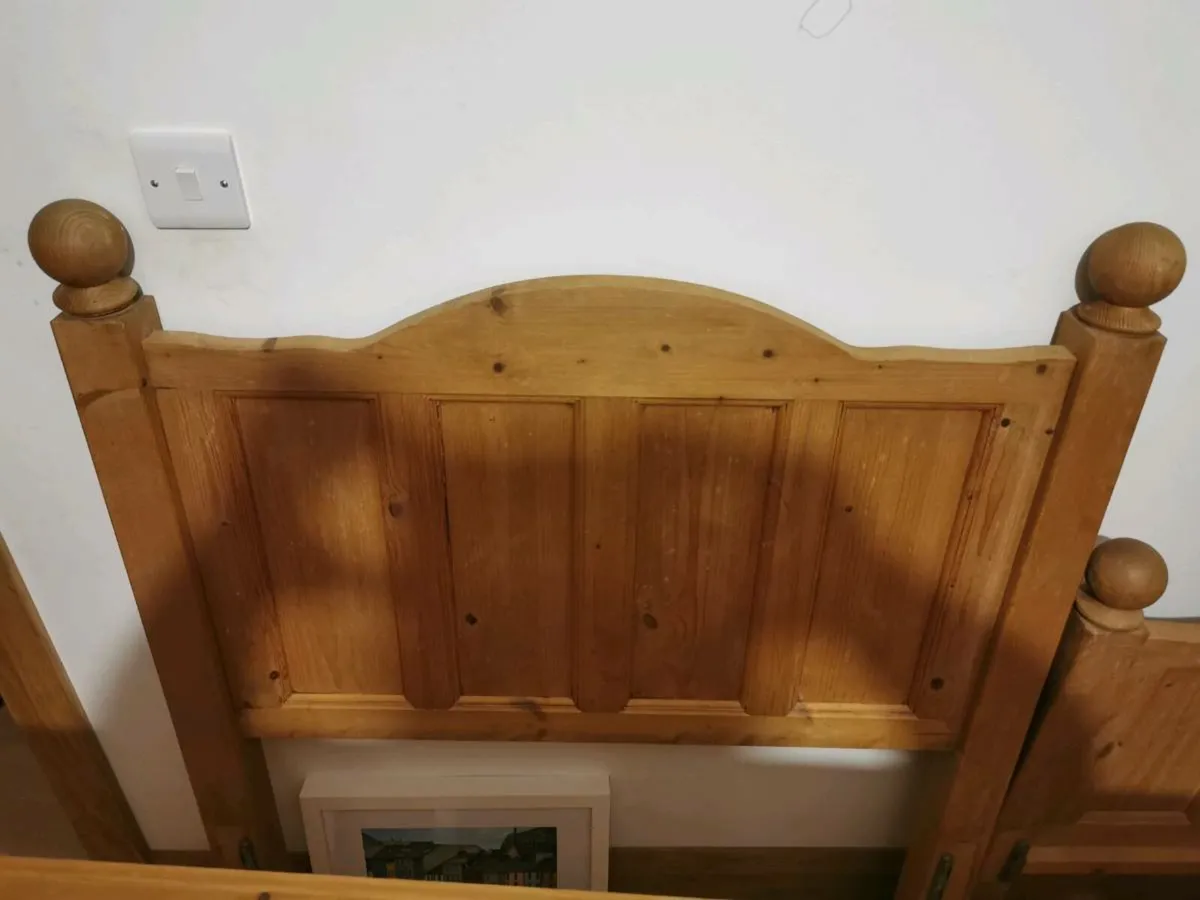 Bed - Image 1