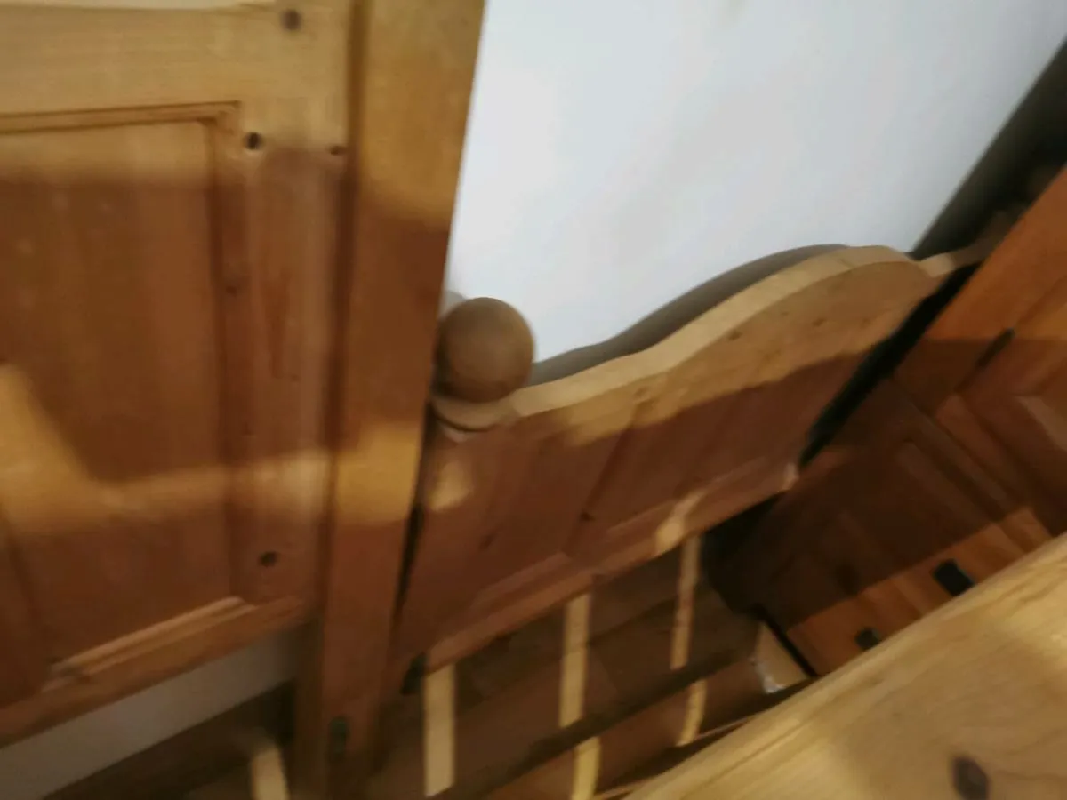 Bed - Image 2