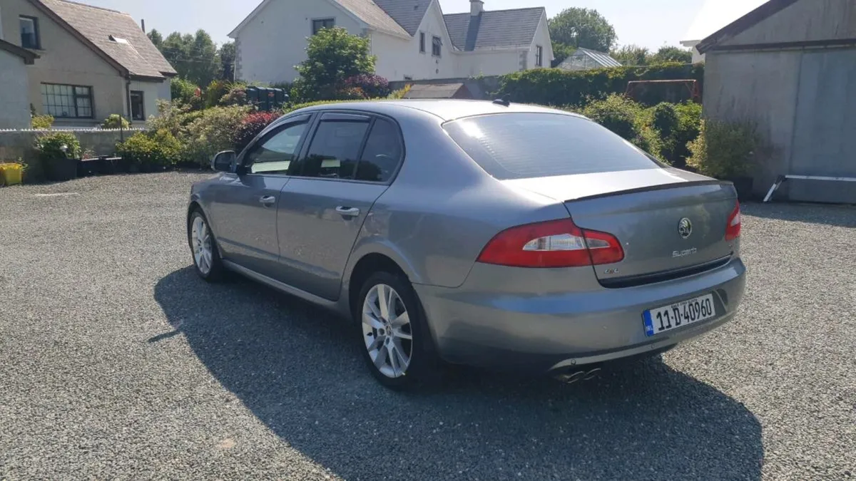 Skoda superb - Image 2
