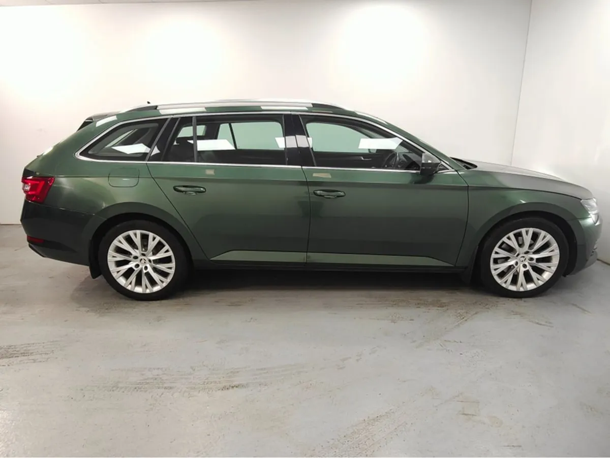 Skoda Superb C Style 2.0 TDI 150HP DSG 5DR Auto - Image 4