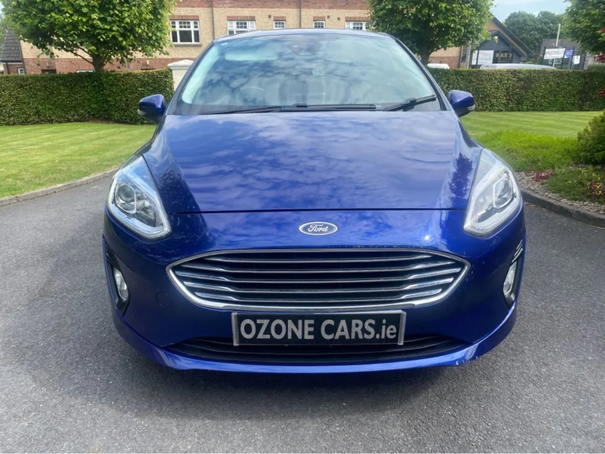 Ford Fiesta Zetec - Image 4