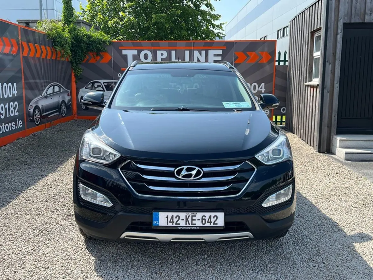 Hyundai Santa Fe  4wd Executive//7 Seater//ncted/ - Image 4