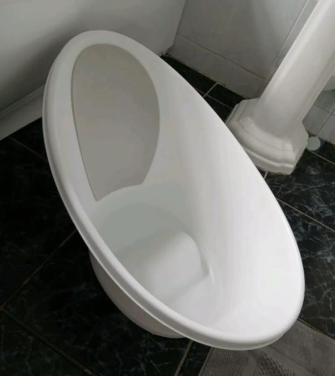 Baby bath tub - Image 1