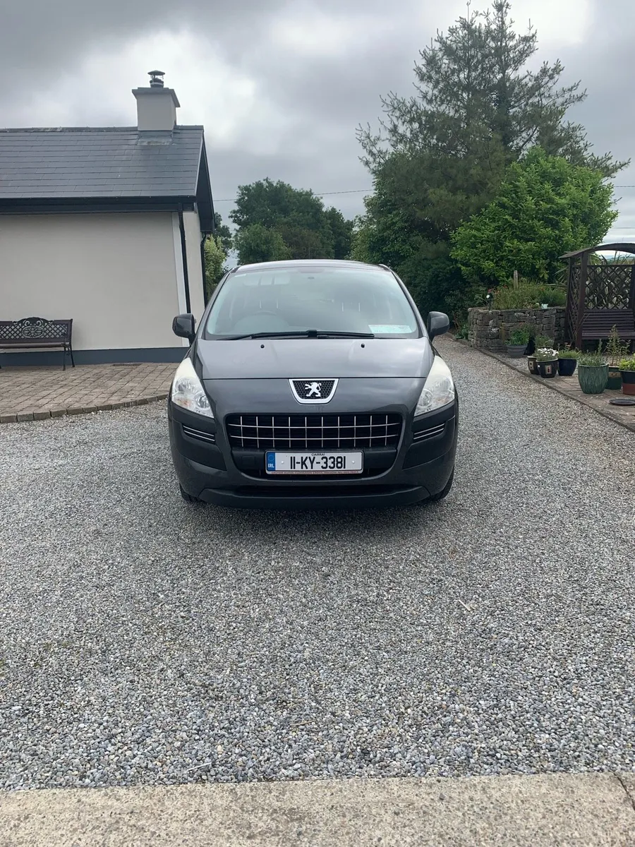 Car - Image 1