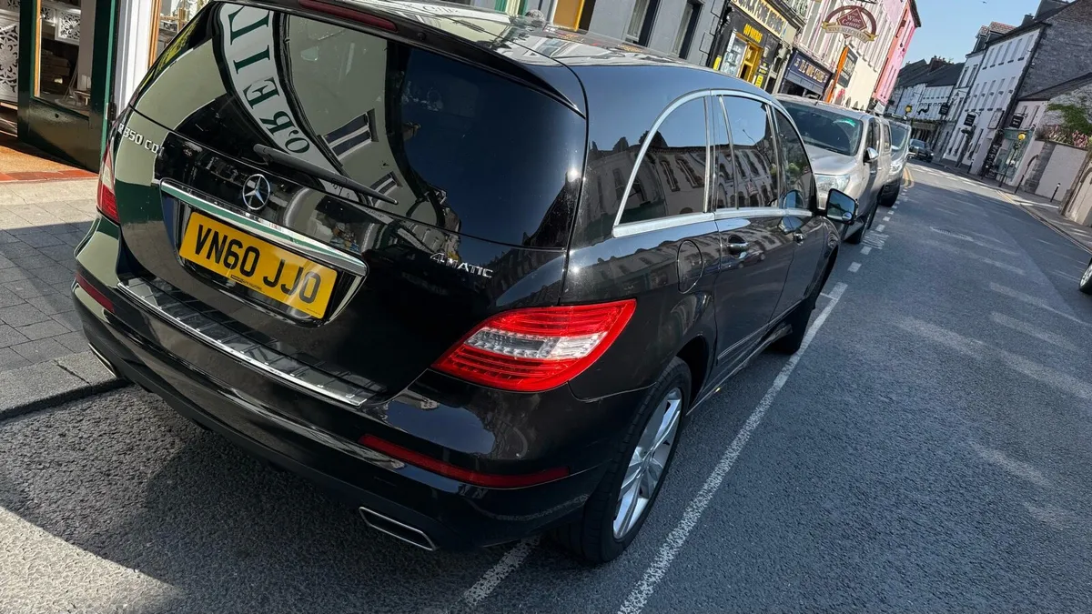 Mercedes Benz - Image 2