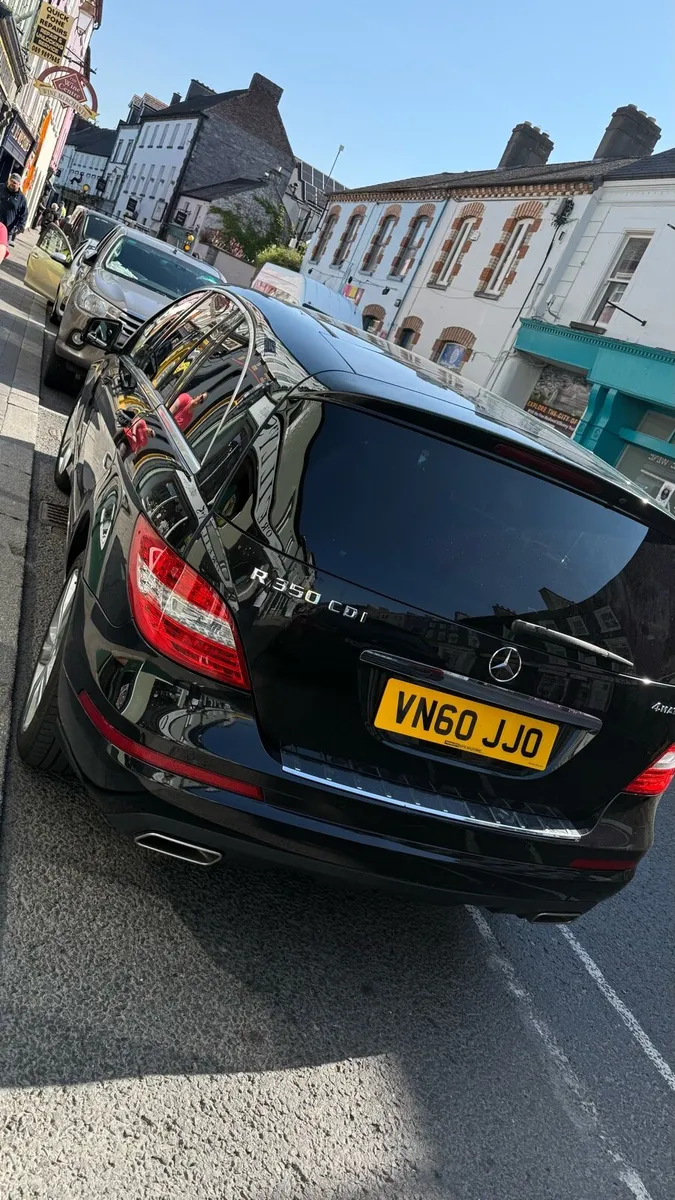 Mercedes Benz - Image 4