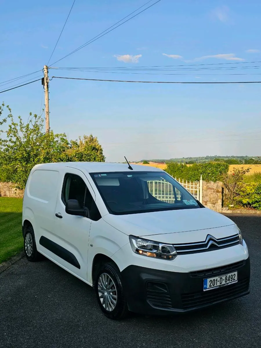 Citreon berlingo 1.5HDI,,, NO VAT,,,,low kms - Image 1