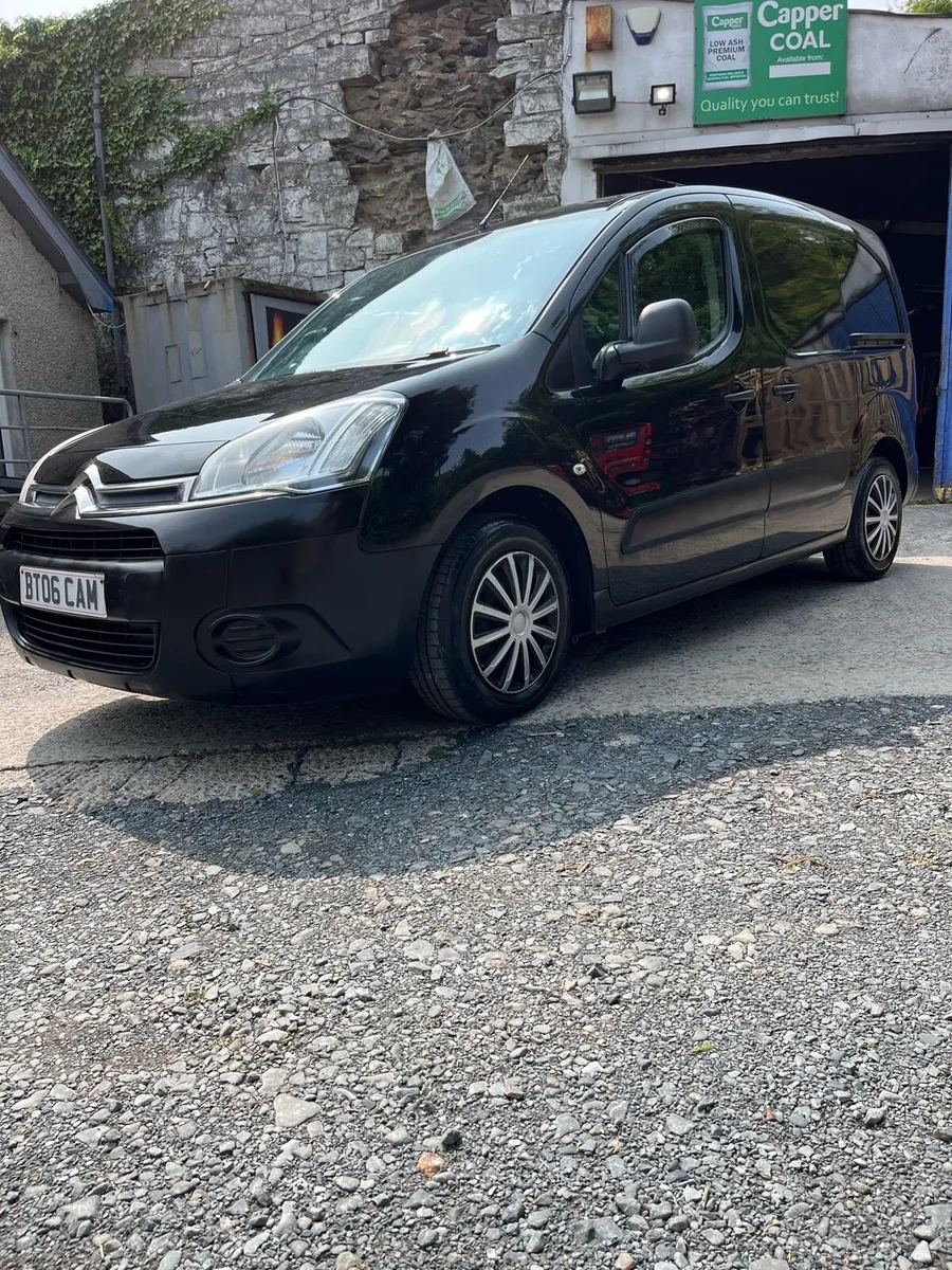 2013 Berlingo 3 seater Psv 100K Good driver - Image 2