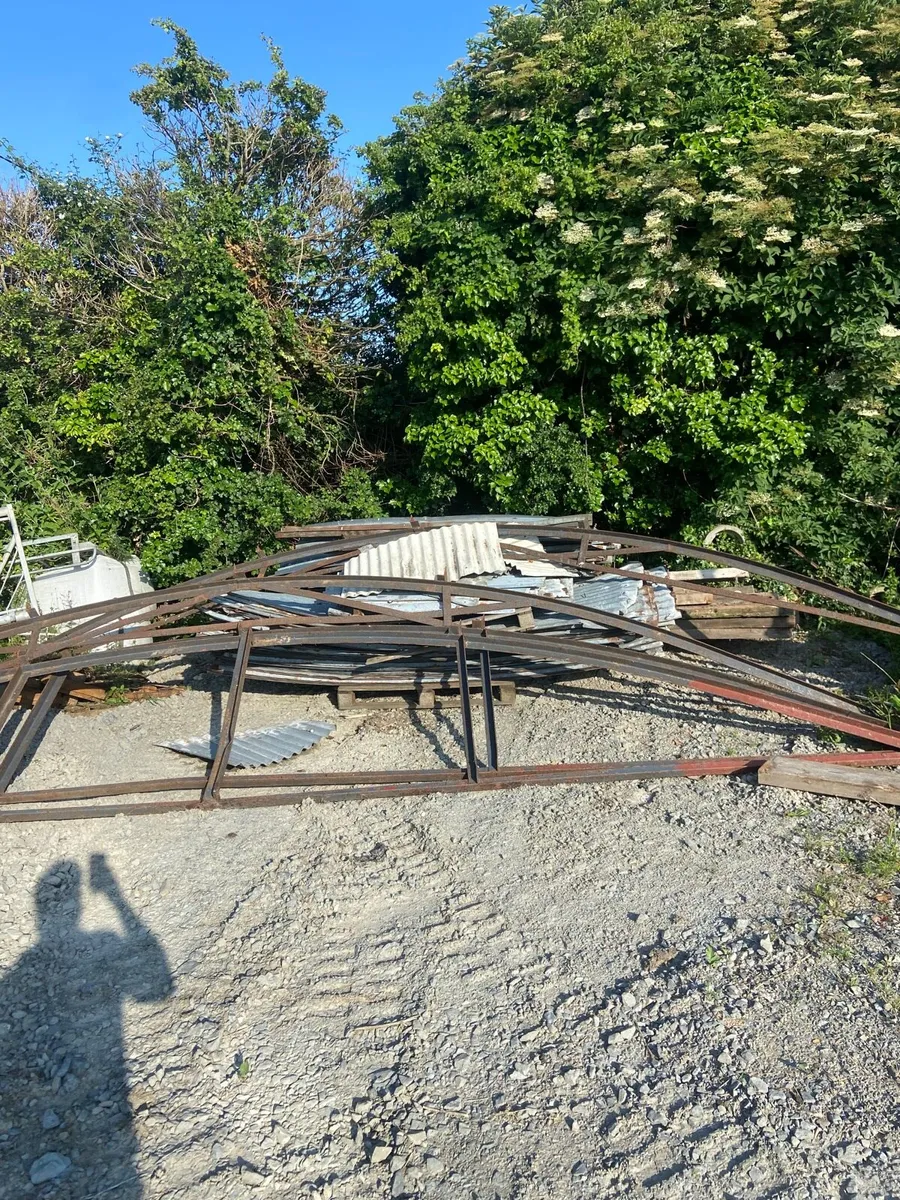 Shed - Image 2