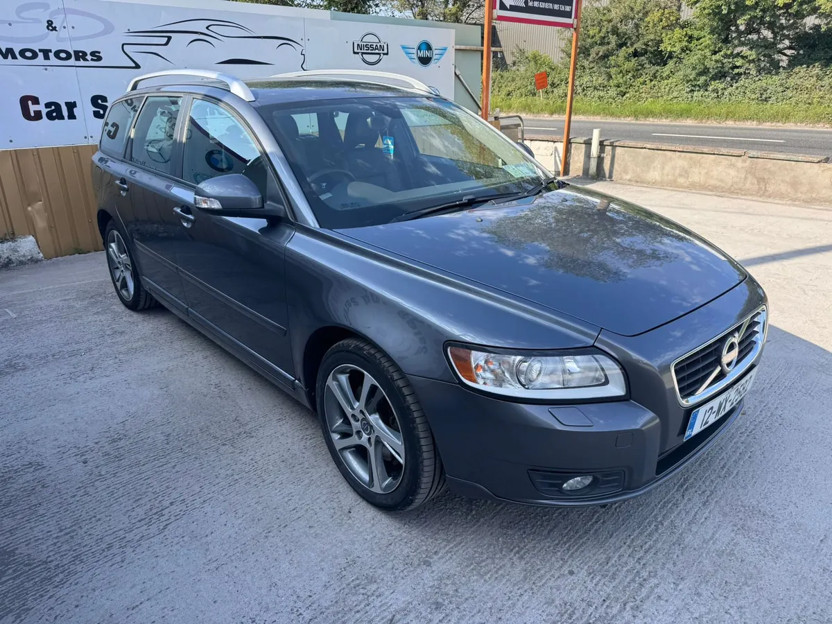 2012 Volvo V50 2.0D 150BHP  NCT TAX - Image 3