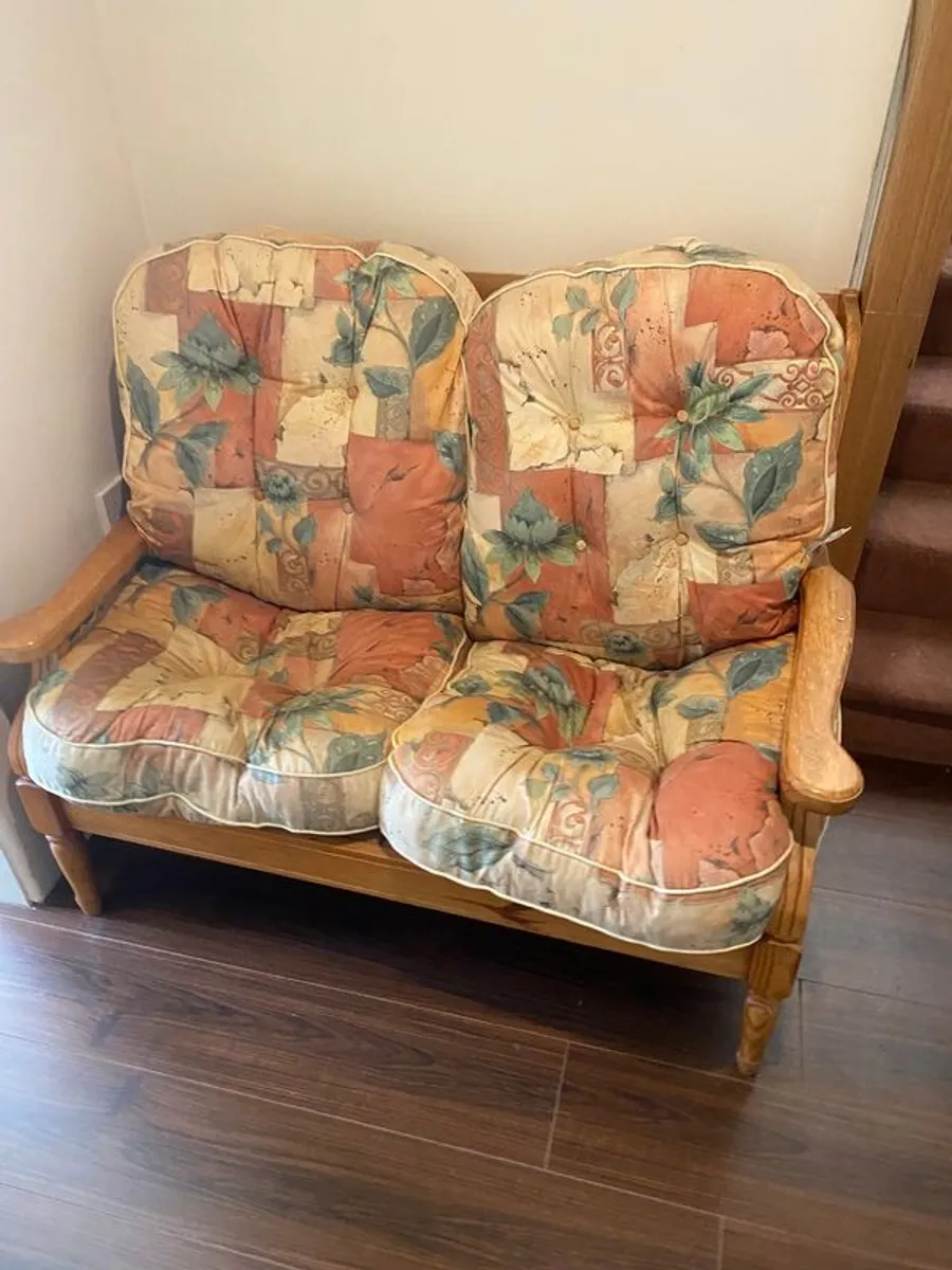 Free couch - Image 1