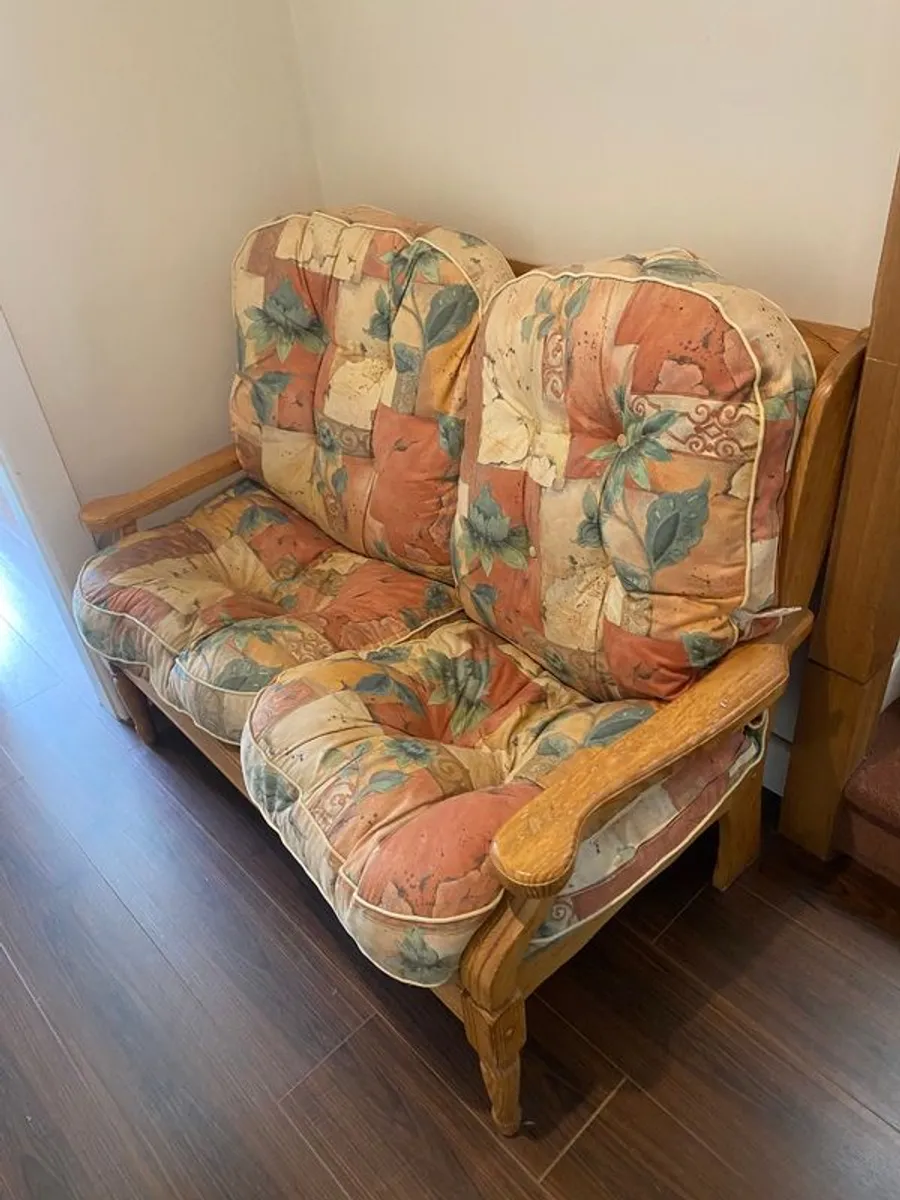 Free couch - Image 2