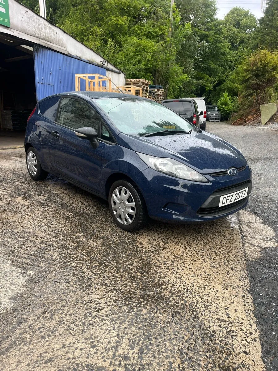 2010 fiesta van 1.4 TDCI Trade in to clear - Image 2