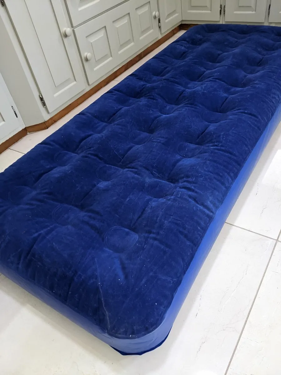Air Bed - Image 1