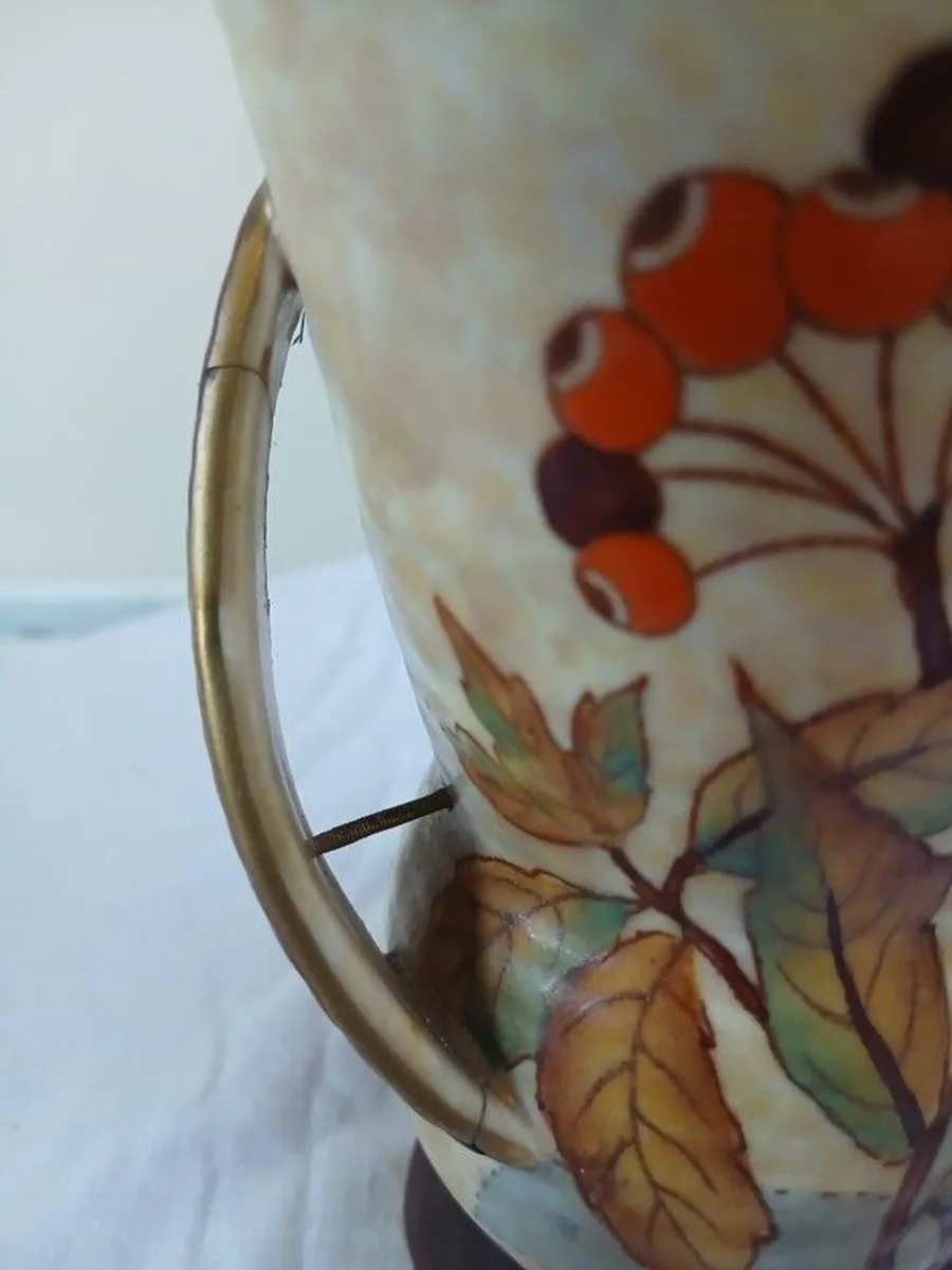 Crown Devon Vase - Image 3