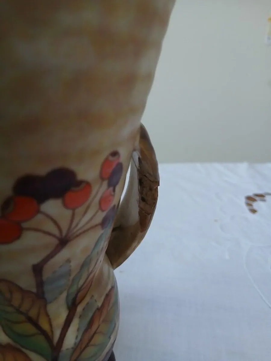 Crown Devon Vase - Image 4
