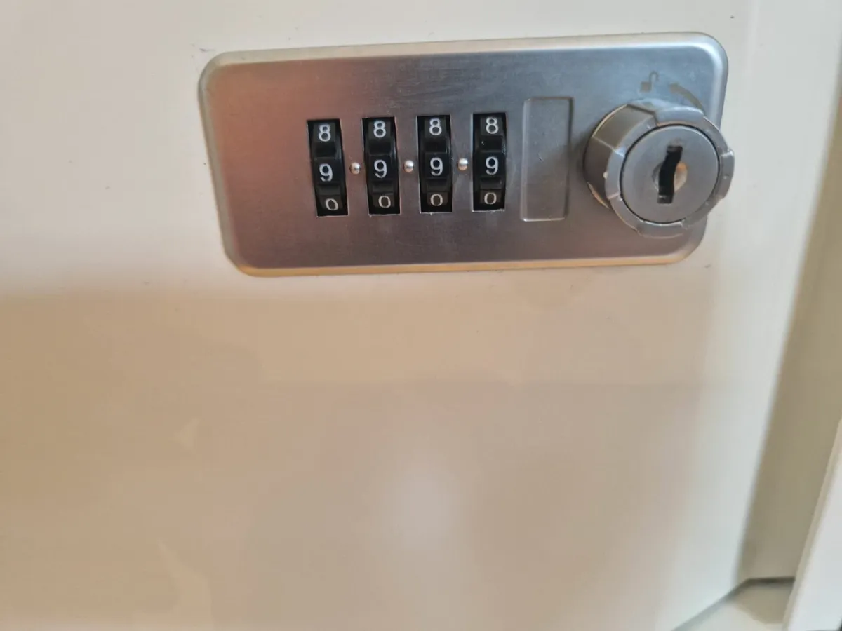 Staff Lockers with combination locks - Image 3