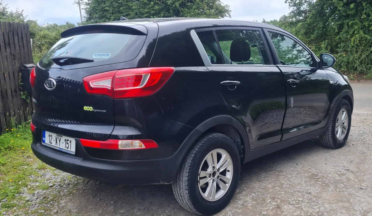 Kia Sportage 2012 - Image 2