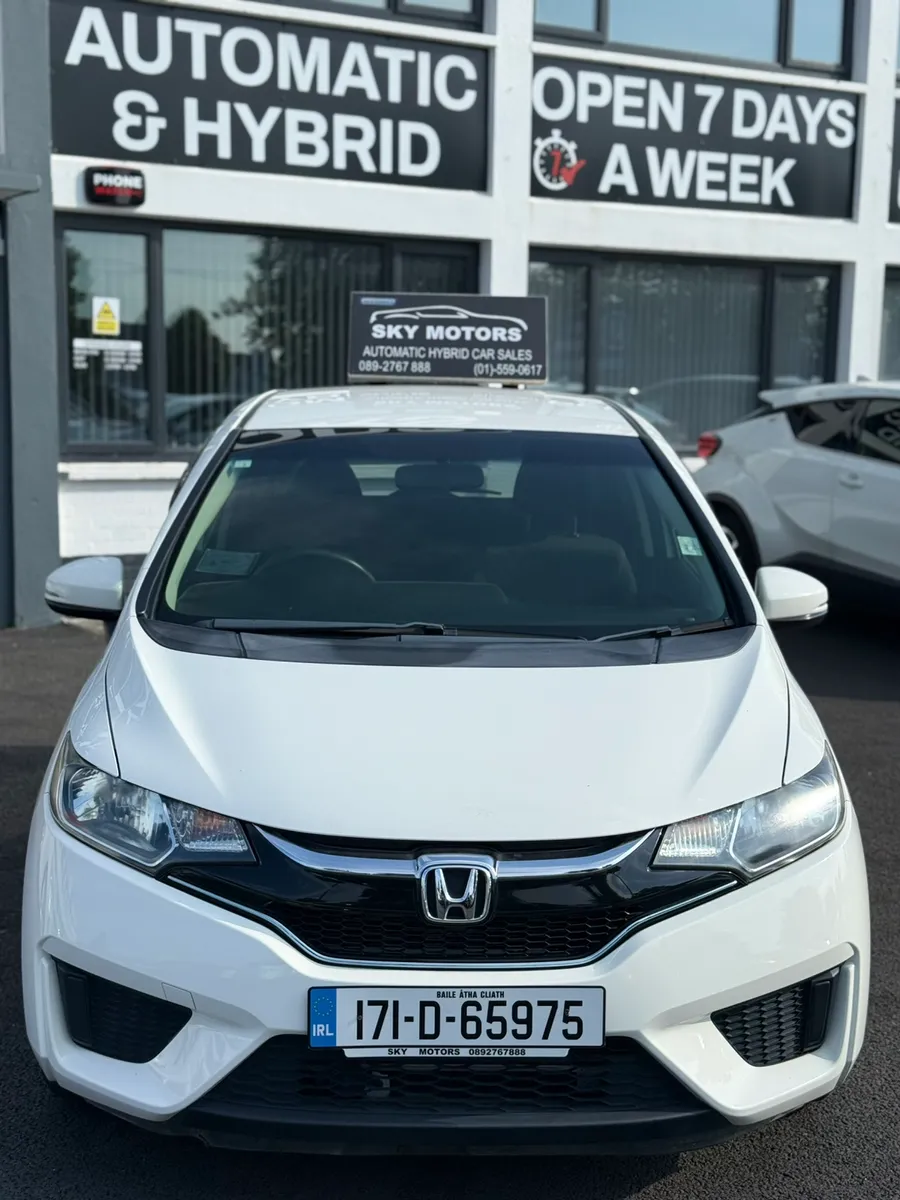 2017 Honda Jazz/Fit 1.5 Hybrid auto Low Miles 52K - Image 2