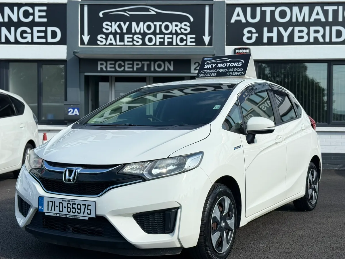2017 Honda Jazz/Fit 1.5 Hybrid auto Low Miles 52K - Image 3