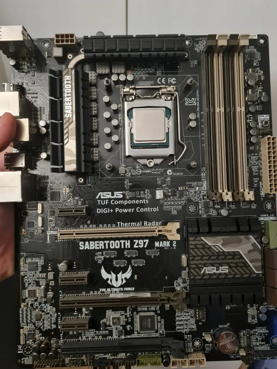 Asus Sabertooth Z97 Mark 2 + Intel Core i5-4440 - Image 1