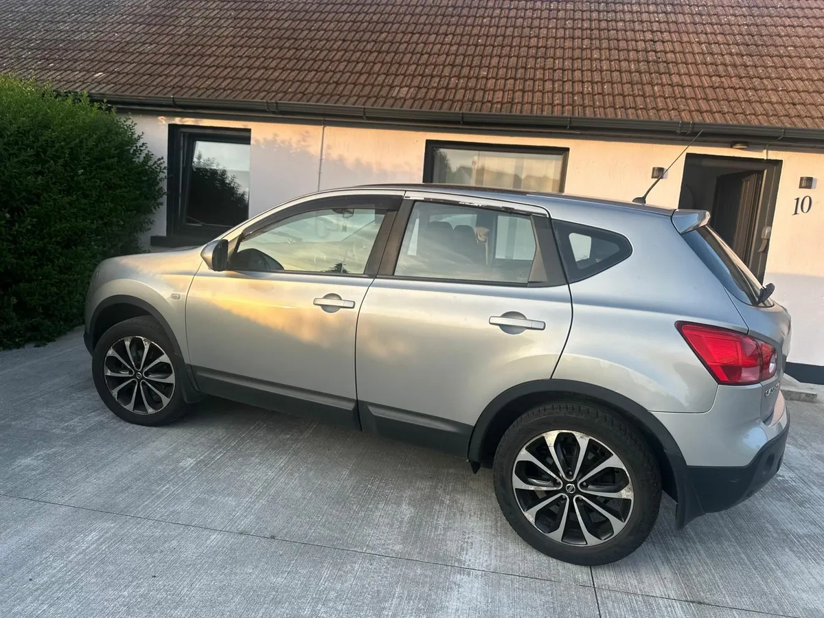 Nissan Qashqai 2009 - Image 2