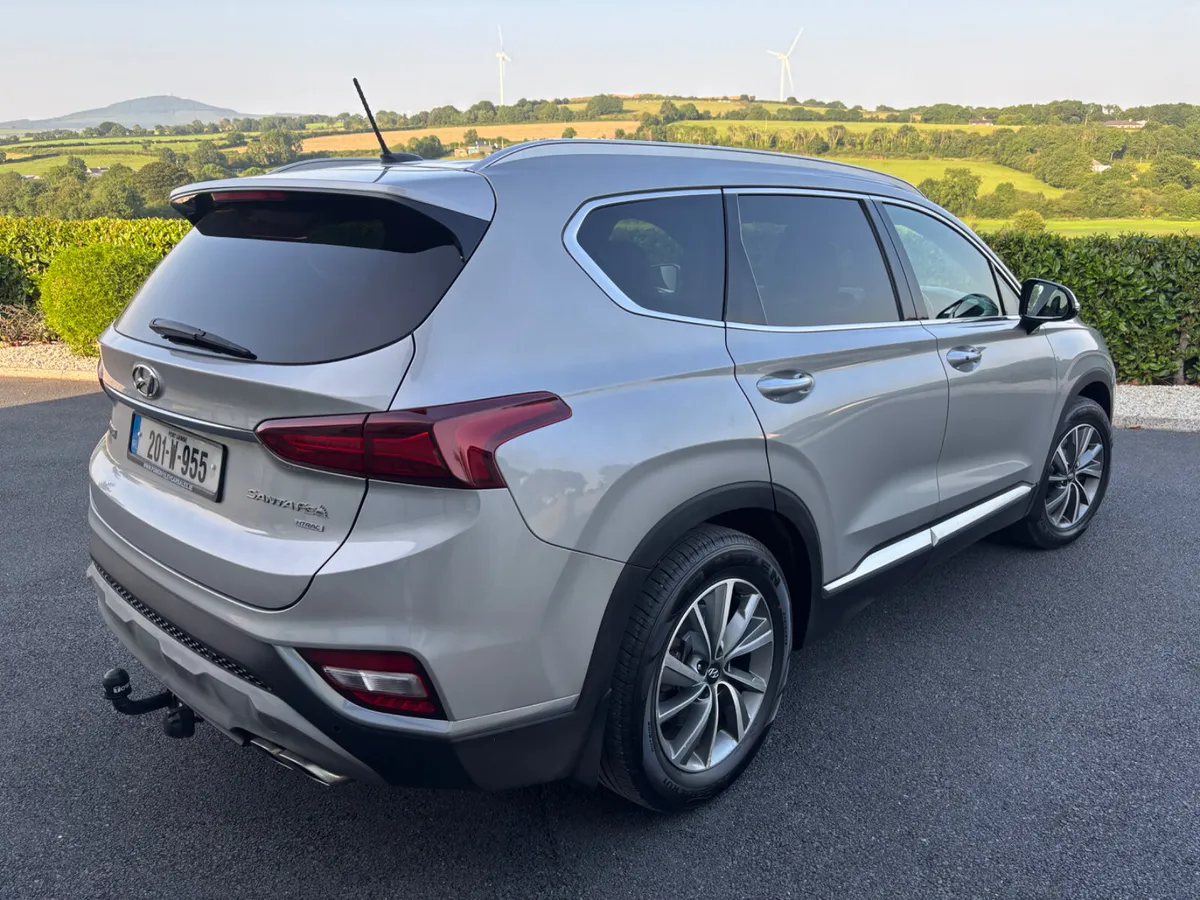 2020 Hyundai Santa Fe 4WD Executive Plus 7 Seater - Image 4