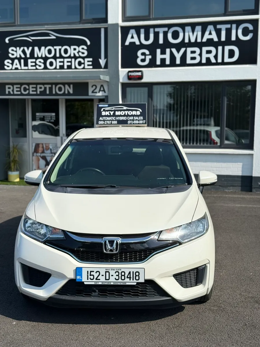 2015 Honda Jazz/Fit 1.5 Hybrid auto Low Miles 45K - Image 2
