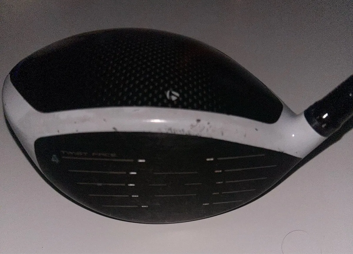 Taylormade Sim 2 max driver - Image 3
