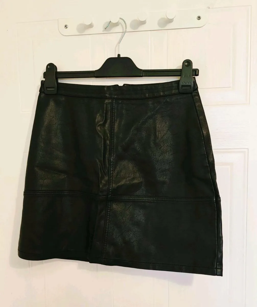 New Look black faux leather skirt, size 10 - Image 1