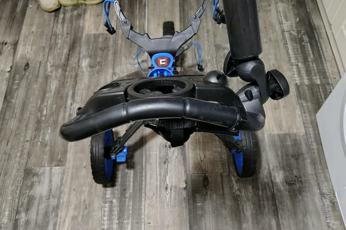 Cube Golf Trolley - Image 3